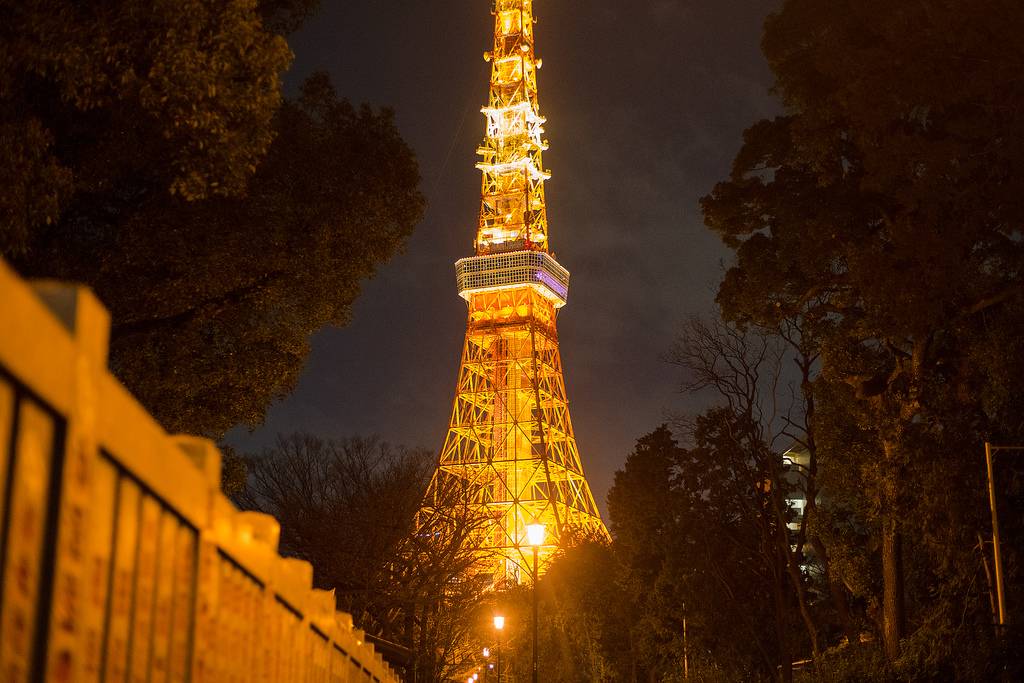 Tokyo tower at night