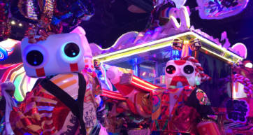 robot restaurant show tokyo