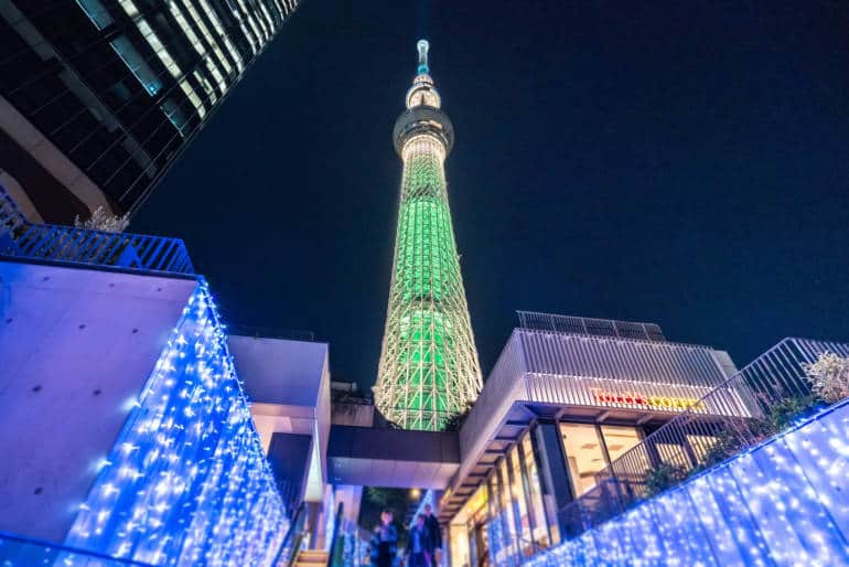 skytree christmas lights