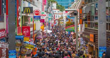 Takeshitadori Harajuku Crowds