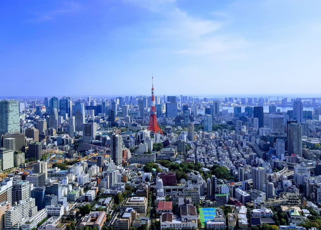 Tokyo Tower from Roppongi Hills