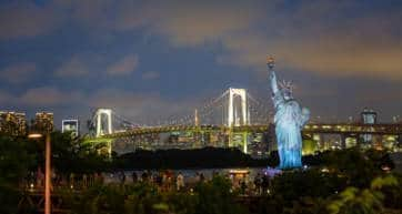 view from Odaiba onto Rainbow Bridge