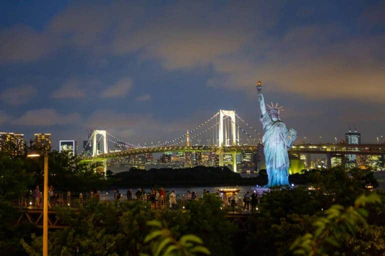 view from Odaiba onto Rainbow Bridge