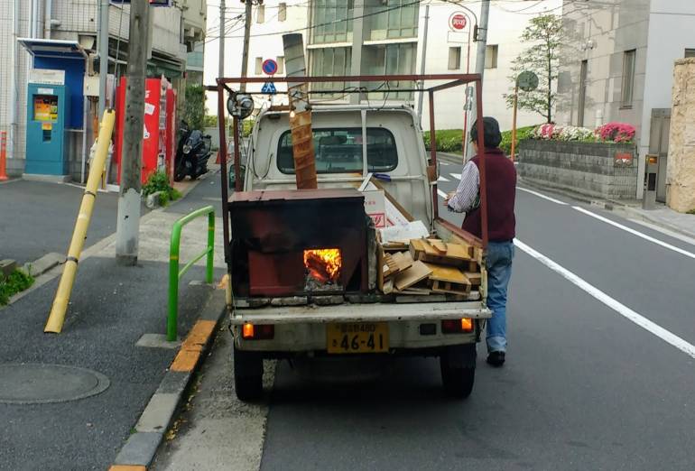 Yakiimo truck