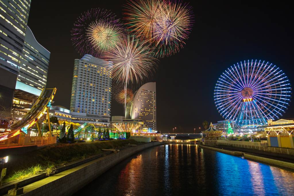 fireworks at yokohama